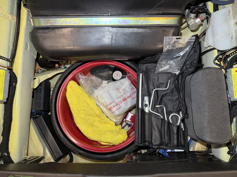 Porsche 993 Carrera 4S