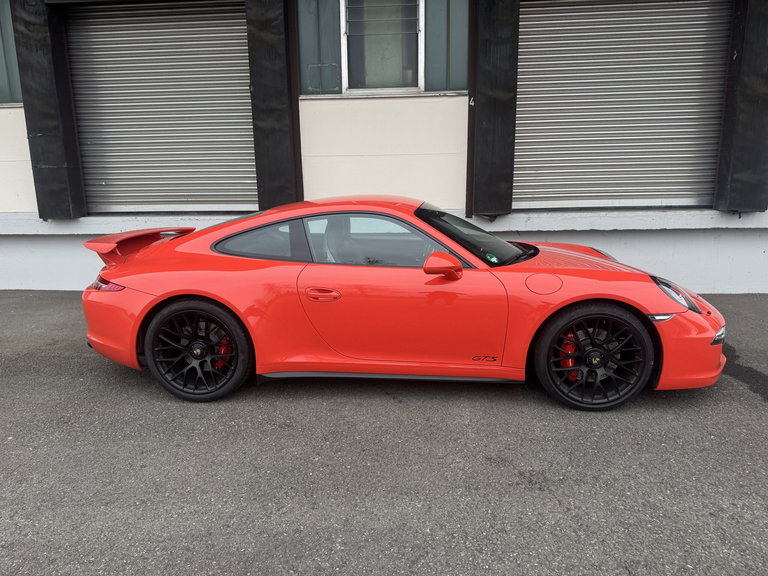 Porsche 991 Carrera GTS