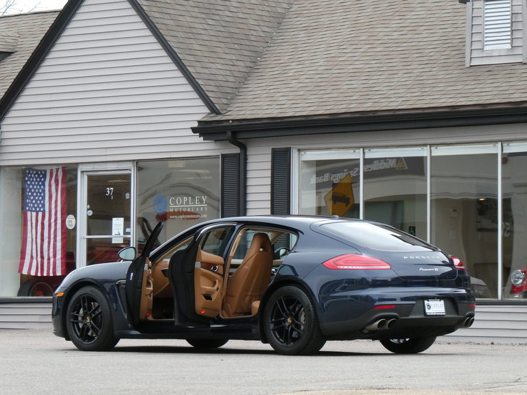 Porsche Panamera 4S