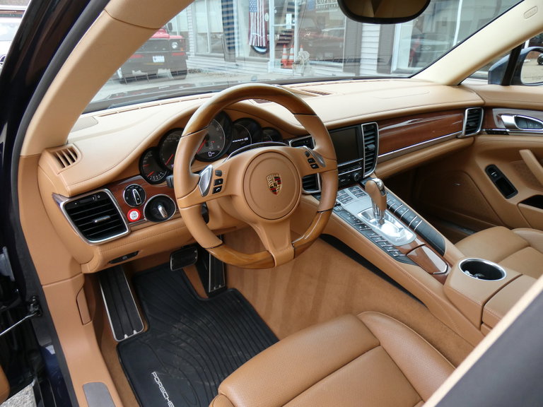 Porsche Panamera 4S