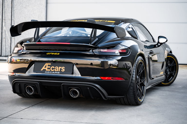 Porsche 718 Cayman GT4 RS