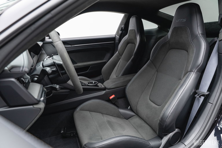 Porsche 992.2 Carrera GTS