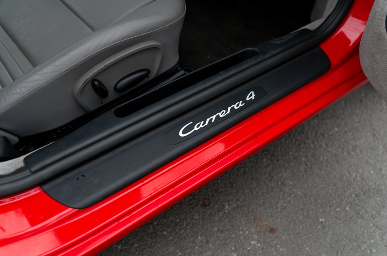 Porsche 996.2 Carrera 4