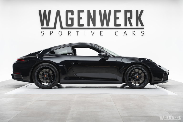 Porsche 992.2 Carrera GTS