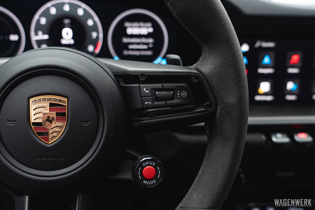 Porsche 992.2 Carrera GTS