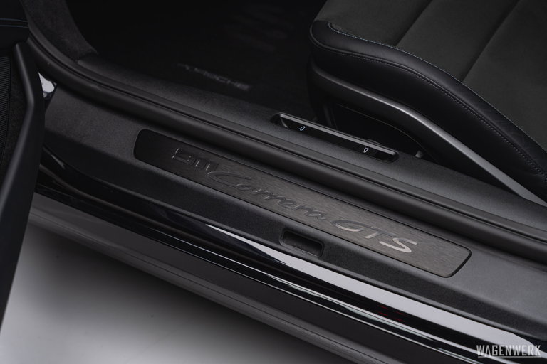 Porsche 992.2 Carrera GTS