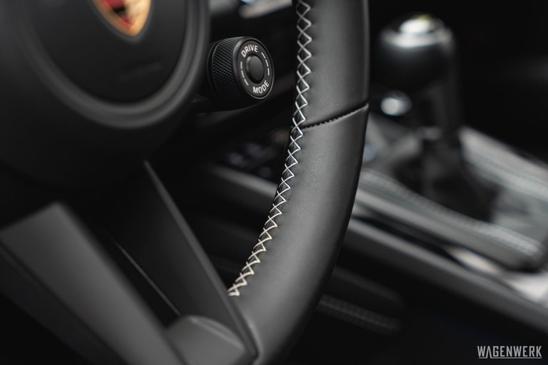 Porsche 992.2 GT3 Touring