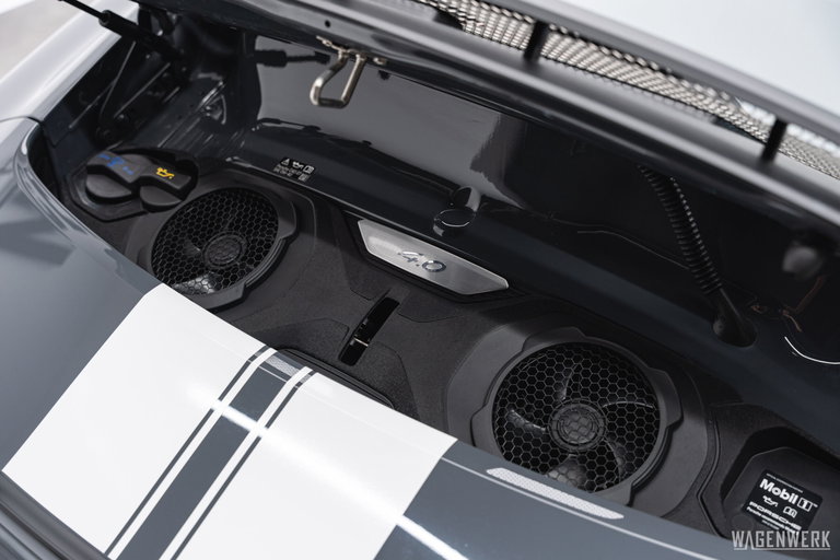 Porsche 992.2 GT3 Touring