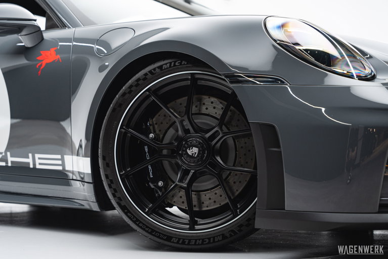 Porsche 992.2 GT3 Touring
