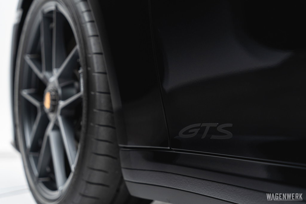 Porsche 992.2 Carrera GTS