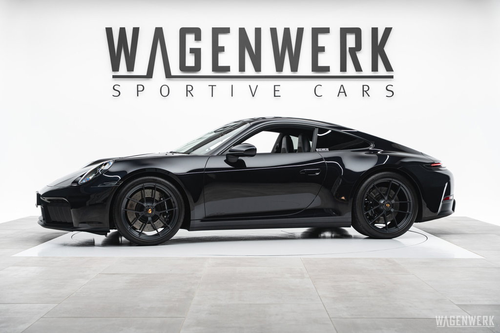 Porsche 992.2 Carrera GTS