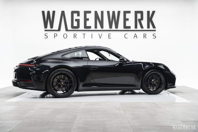 Porsche 992.2 Carrera GTS