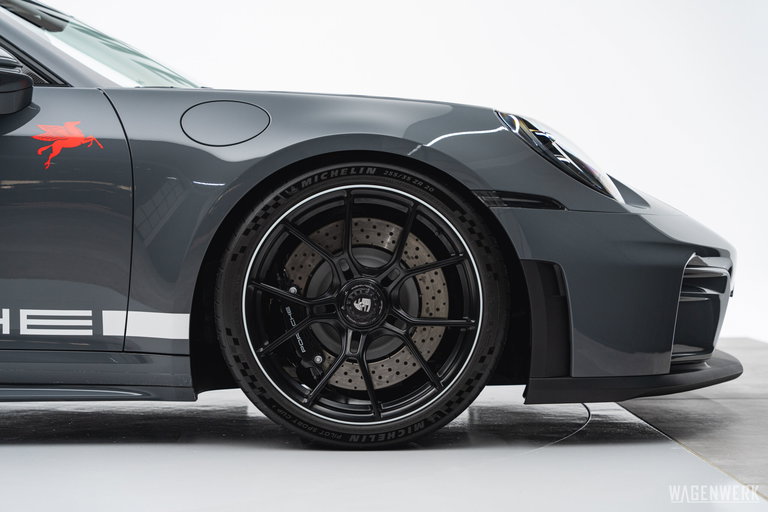 Porsche 992.2 GT3 Touring