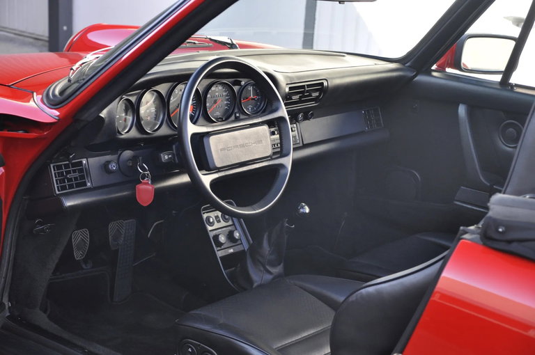 Porsche 911 Carrera 3.2