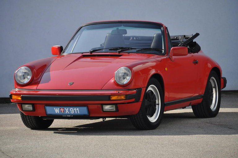 Porsche 911 Carrera 3.2