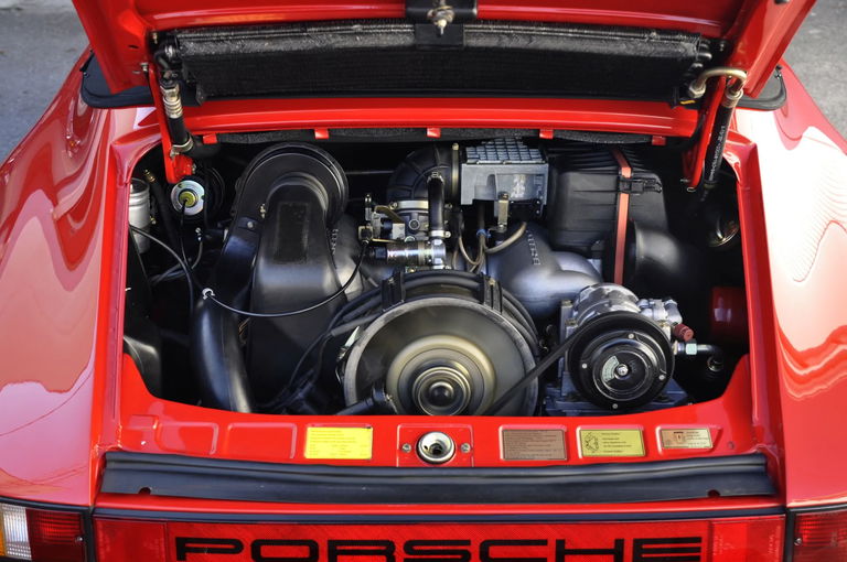 Porsche 911 Carrera 3.2