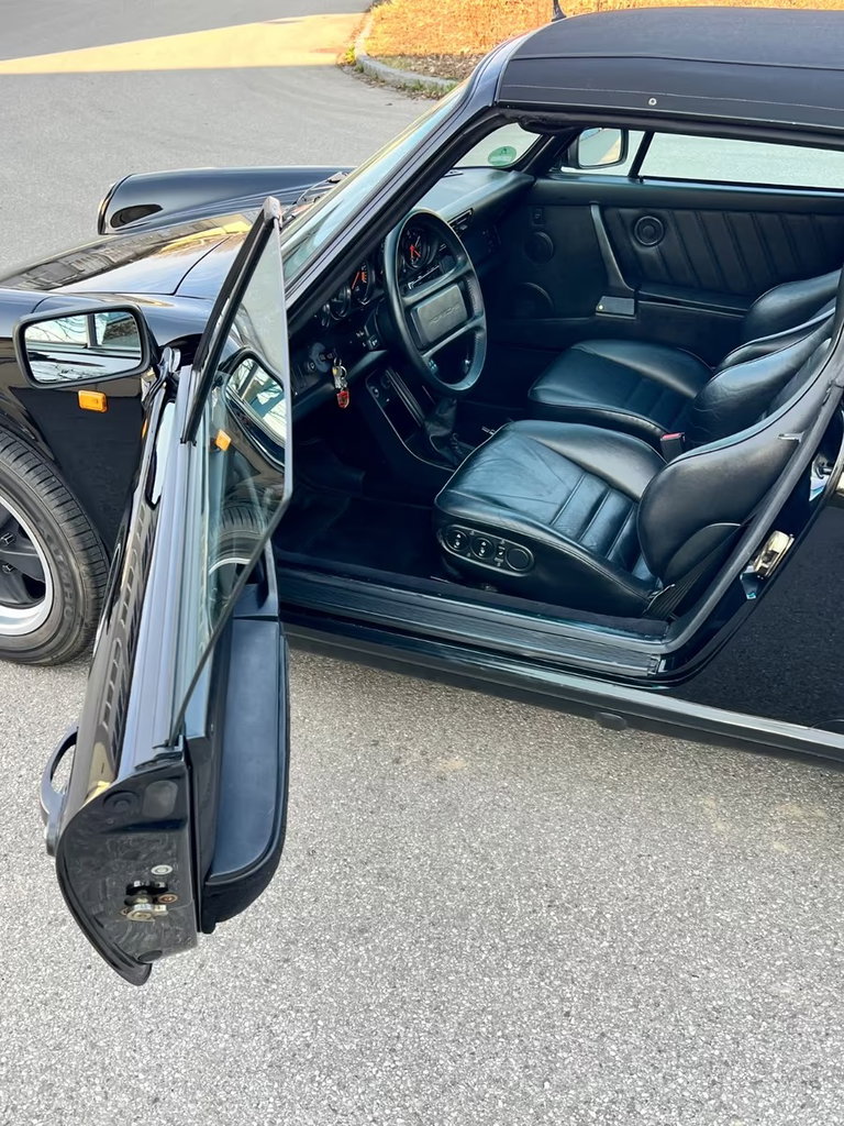 Porsche 911 Carrera 3.2