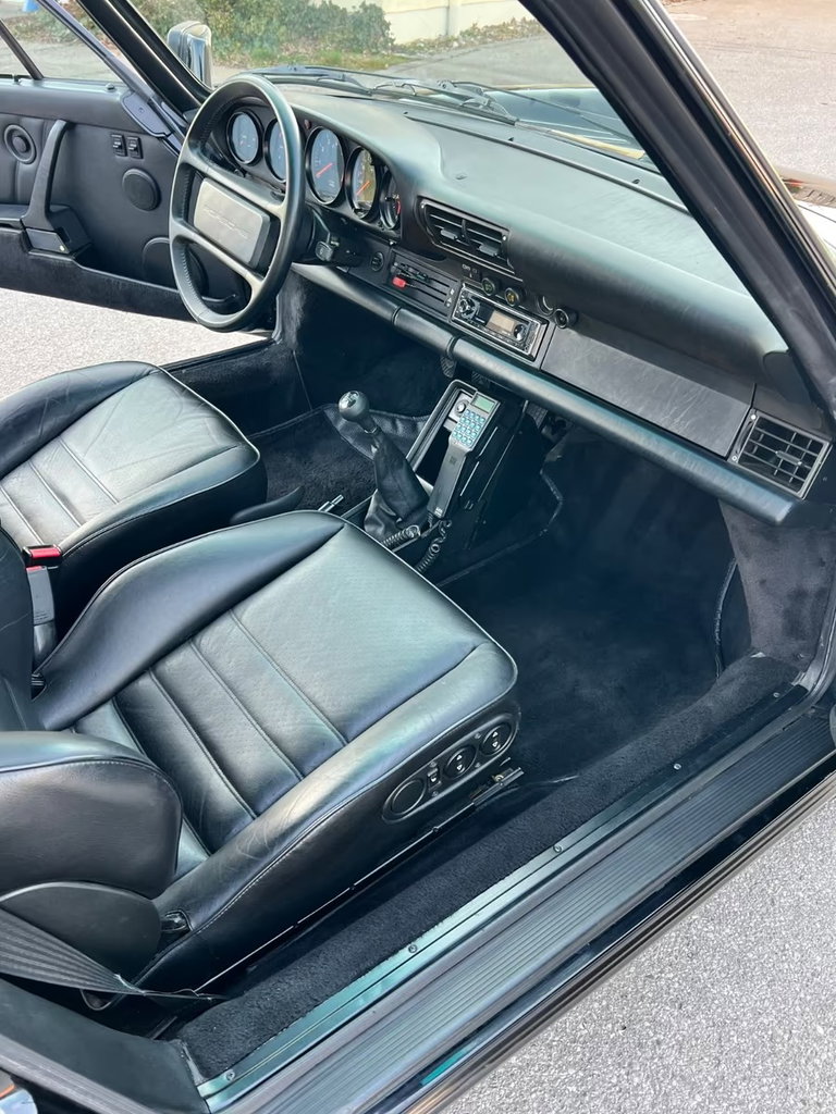 Porsche 911 Carrera 3.2