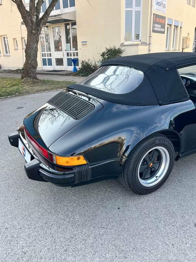 Porsche 911 Carrera 3.2