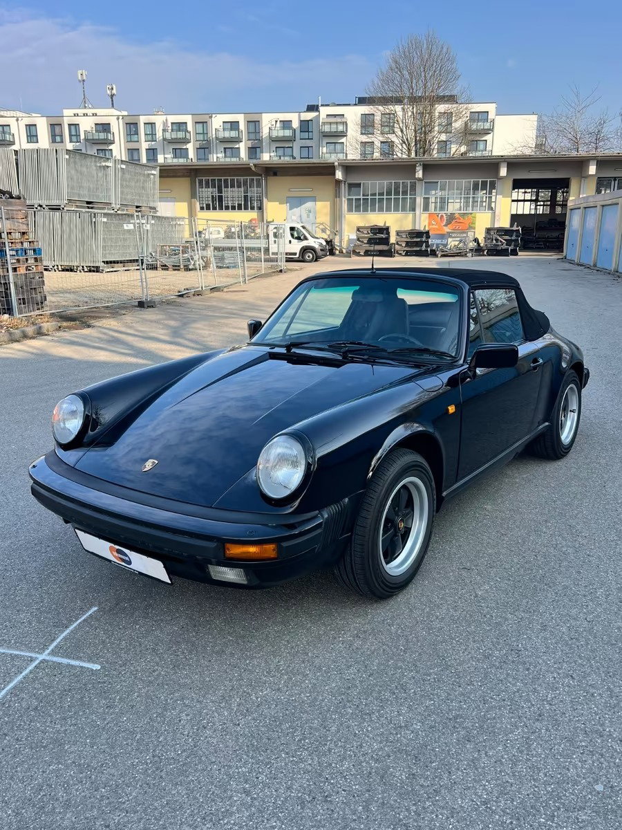 Porsche 911 Carrera 3.2