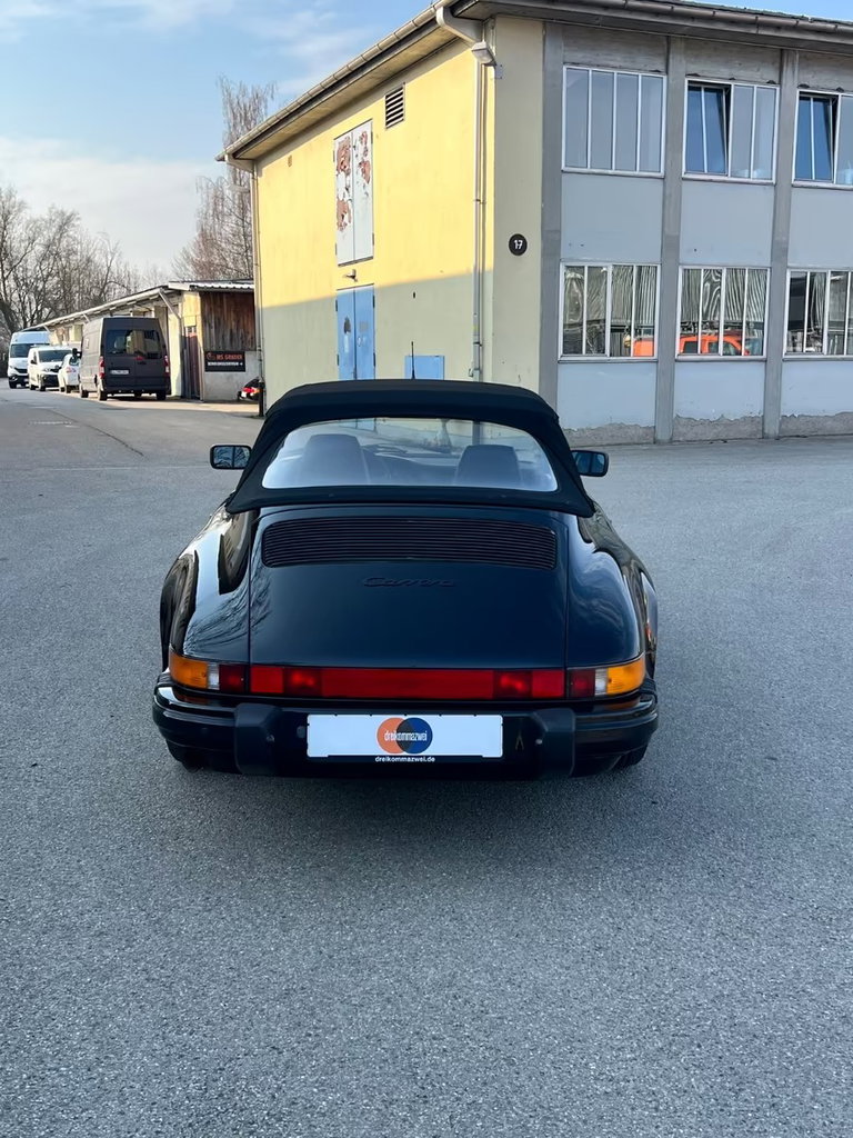 Porsche 911 Carrera 3.2