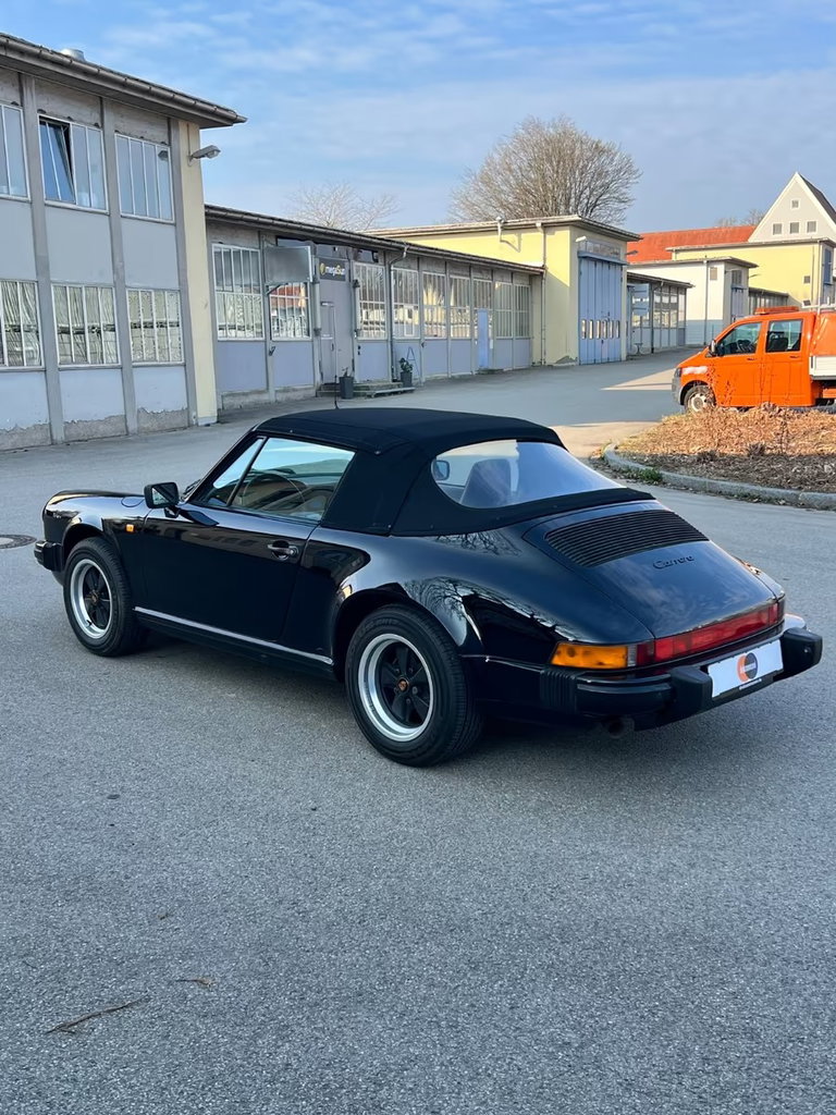 Porsche 911 Carrera 3.2