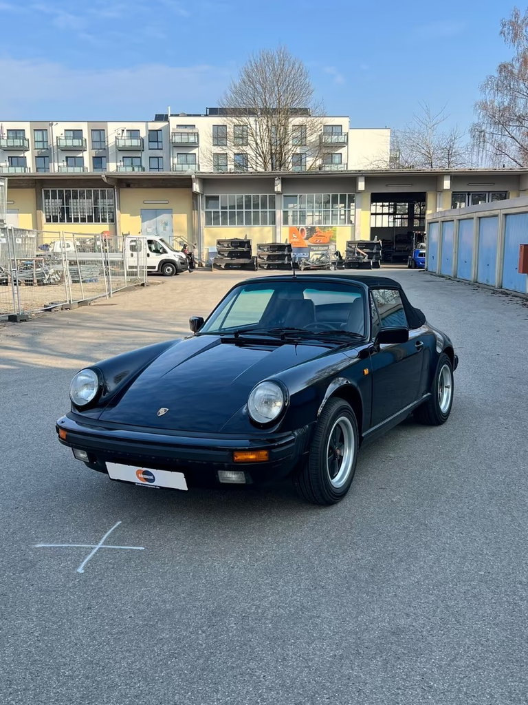 Porsche 911 Carrera 3.2