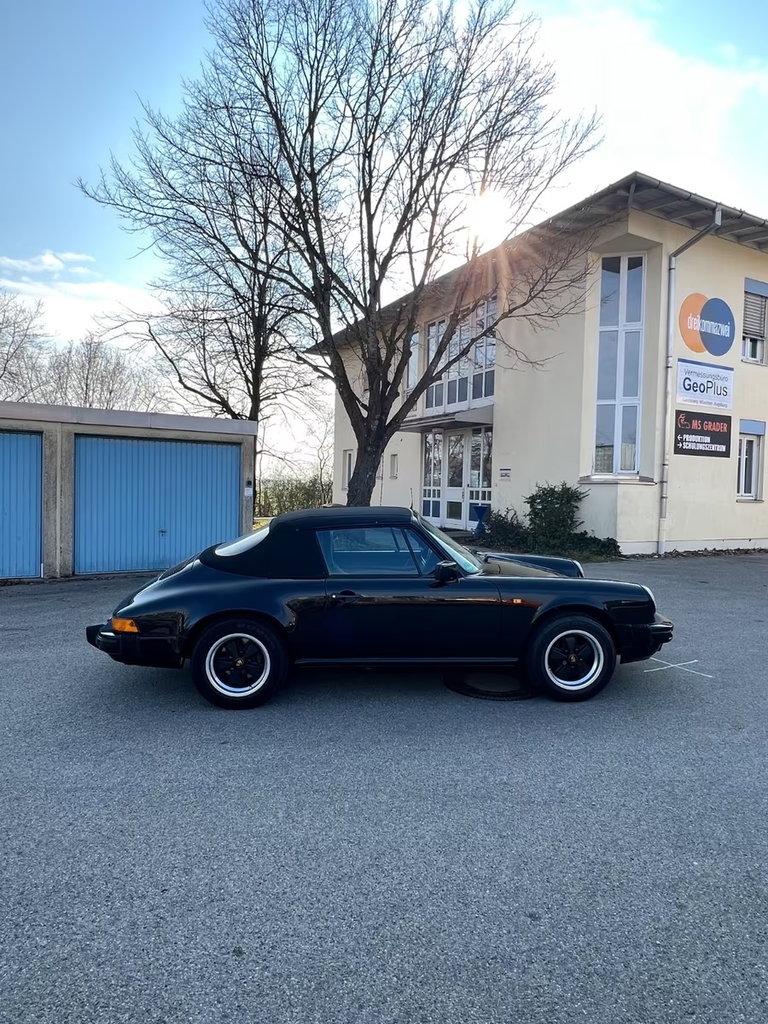 Porsche 911 Carrera 3.2