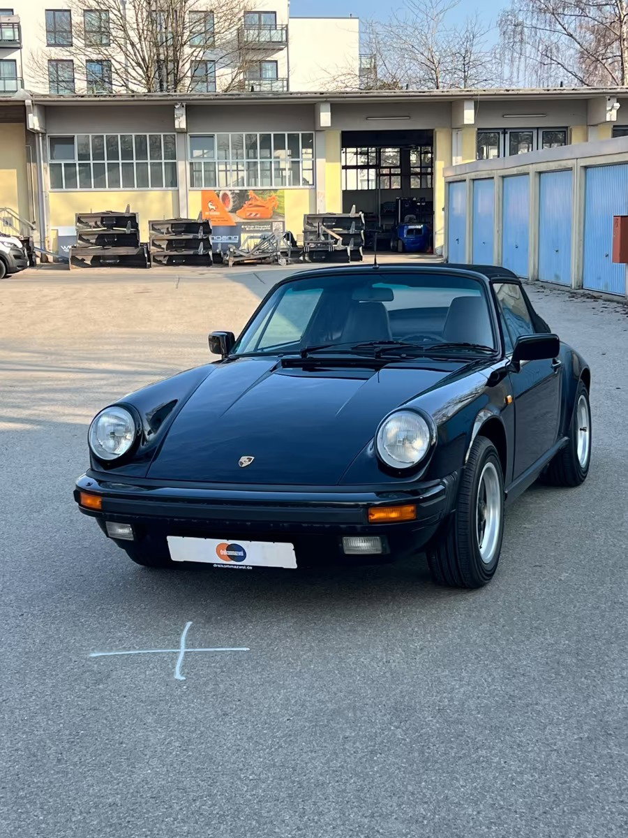 Porsche 911 Carrera 3.2