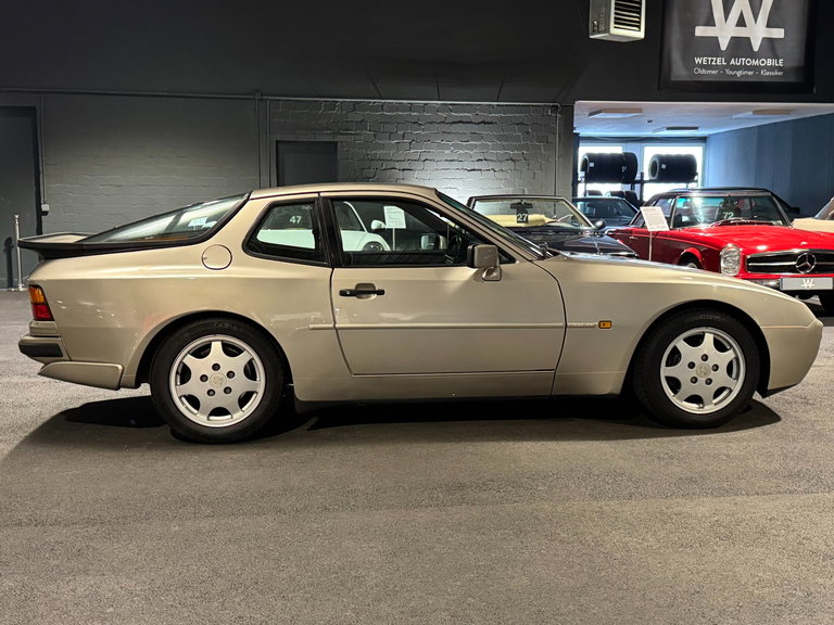 Porsche 944 S2 Coupé