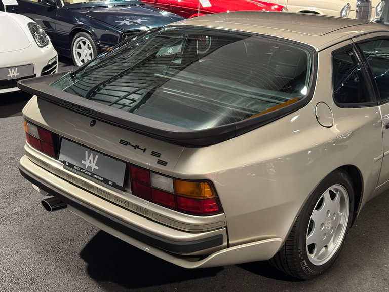 Porsche 944 S2 Coupé