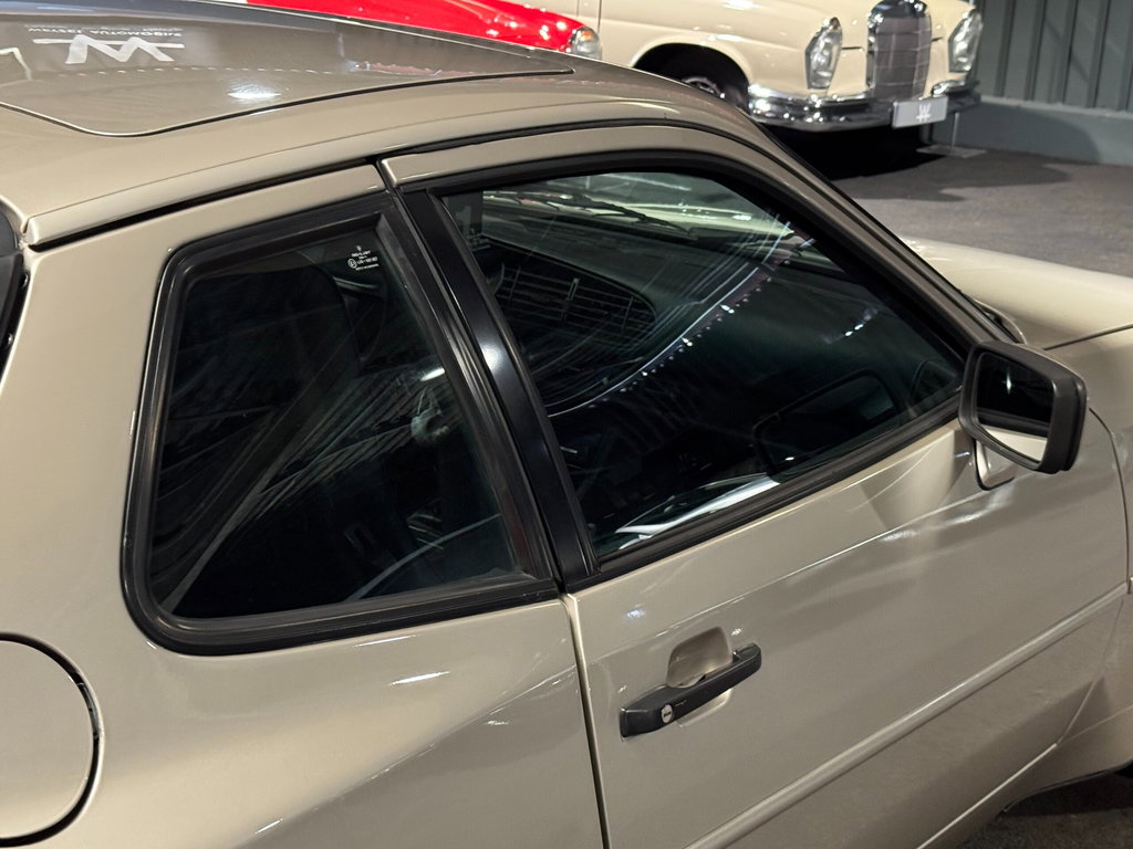 Porsche 944 S2 Coupé