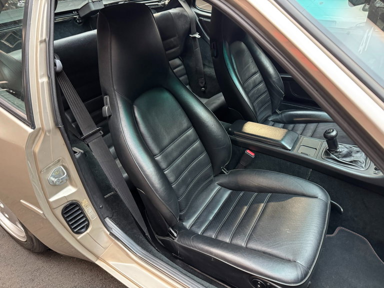 Porsche 944 S2 Coupé