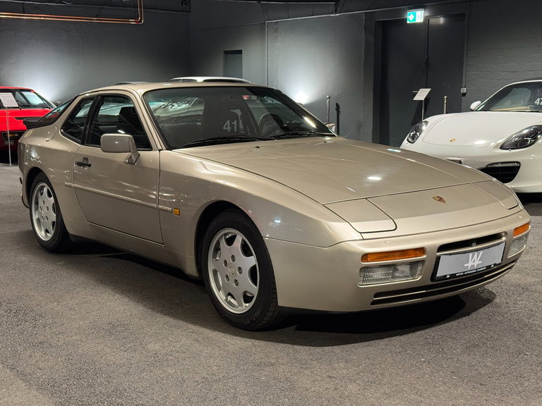 Porsche 944 S2 Coupé