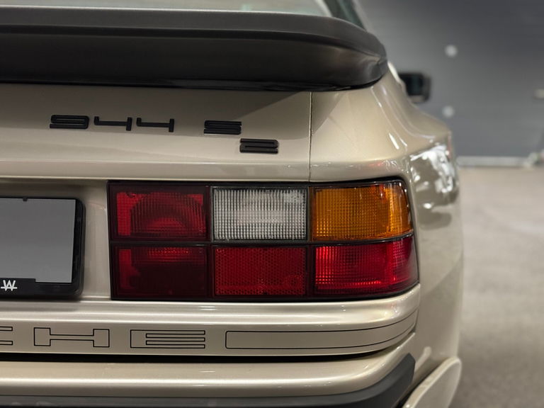 Porsche 944 S2 Coupé