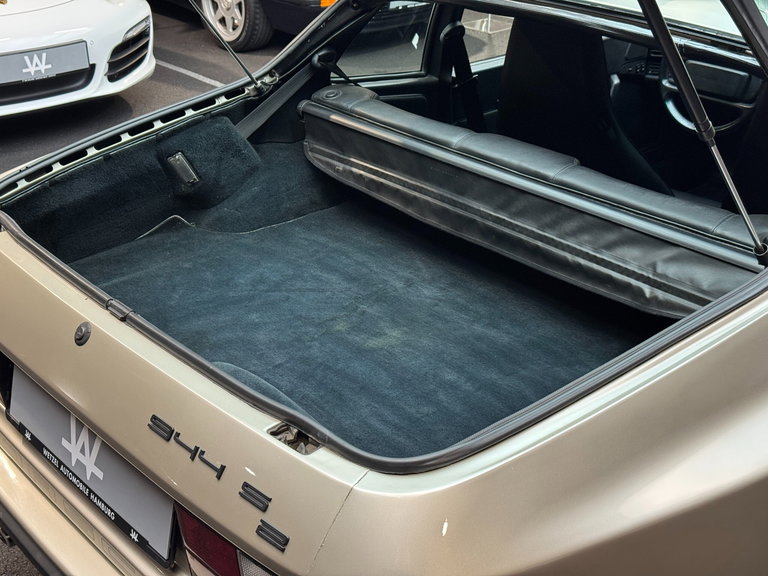 Porsche 944 S2 Coupé