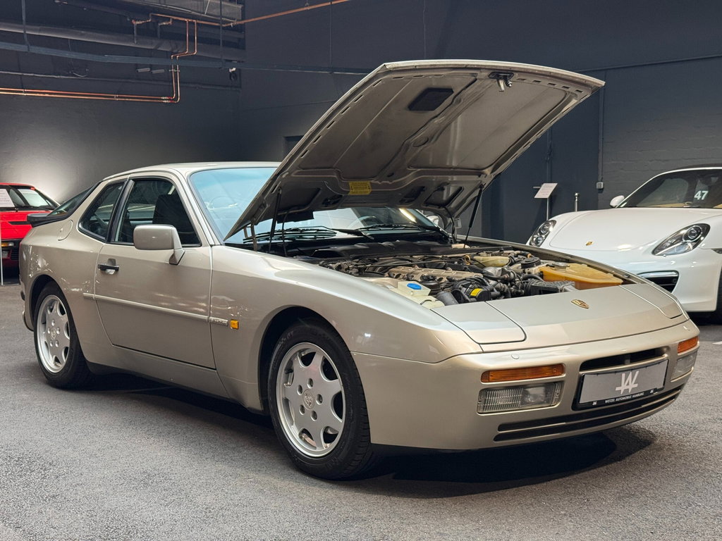 Porsche 944 S2 Coupé