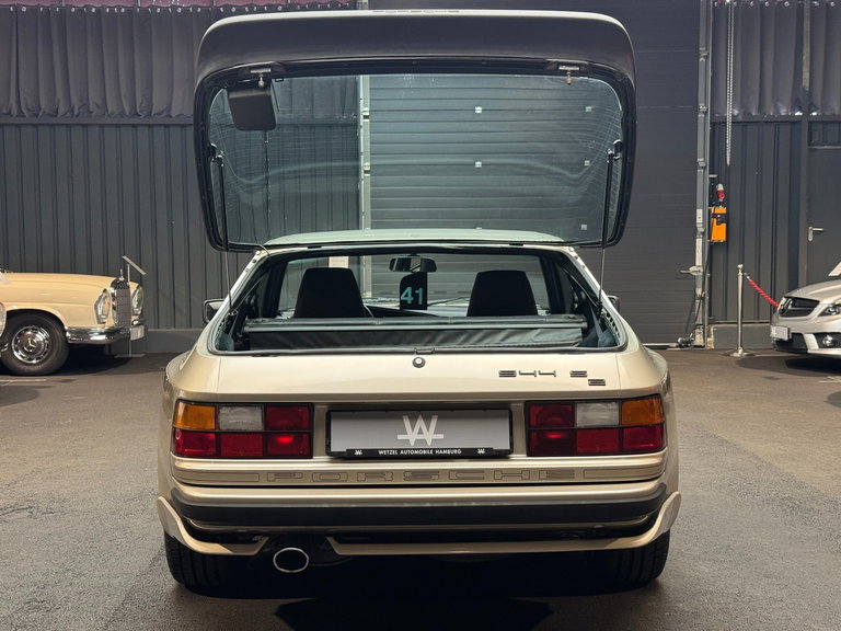 Porsche 944 S2 Coupé