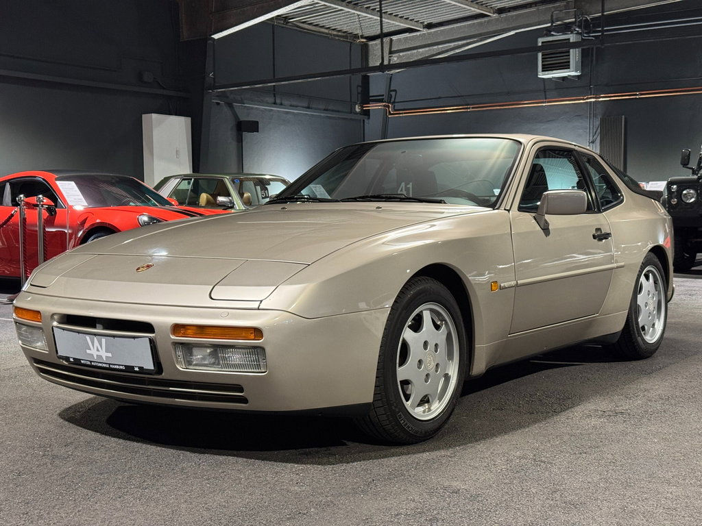 Porsche 944 S2 Coupé