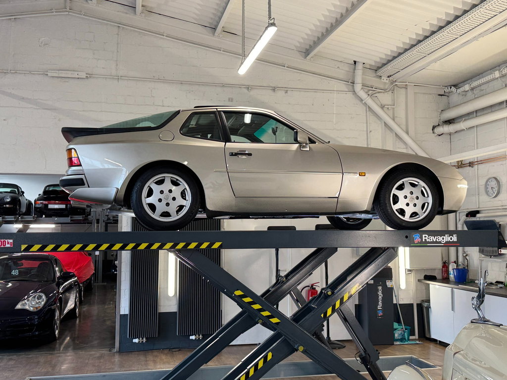 Porsche 944 S2 Coupé
