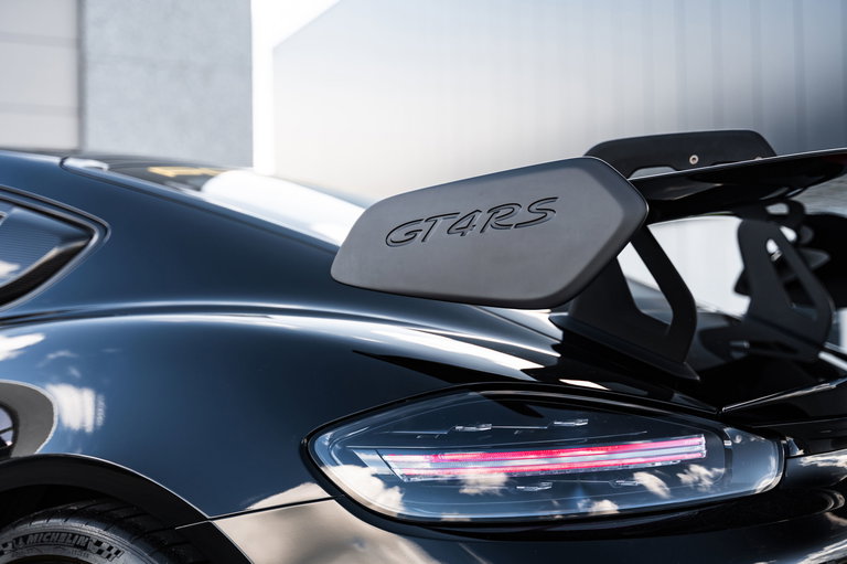 Porsche 718 Cayman GT4 RS