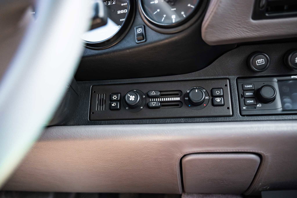 Porsche 993 Carrera 4S
