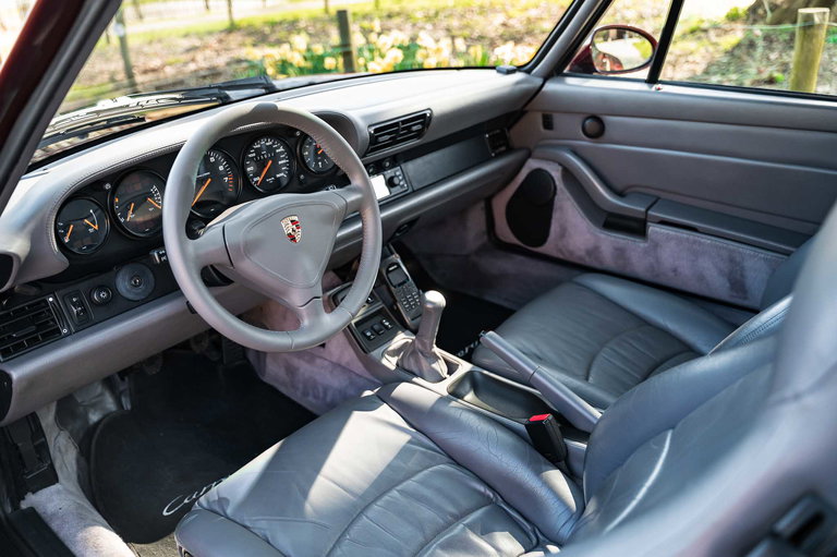 Porsche 993 Carrera 4S