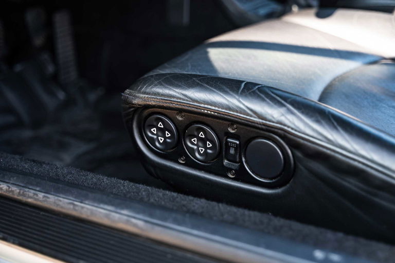 Porsche 993 Carrera 4S