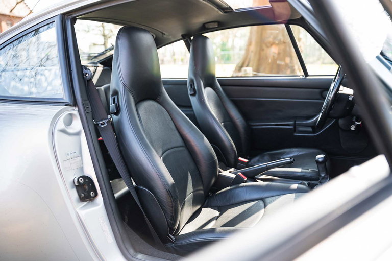 Porsche 993 Carrera 4S