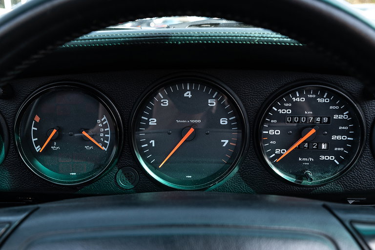 Porsche 964 Carrera 4