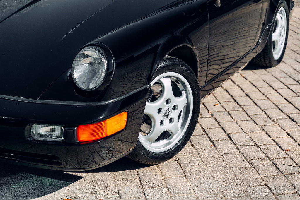 Porsche 964 Carrera 2 Speedster