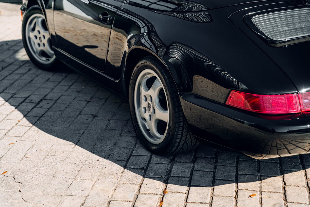 Porsche 964 Carrera 2 Speedster