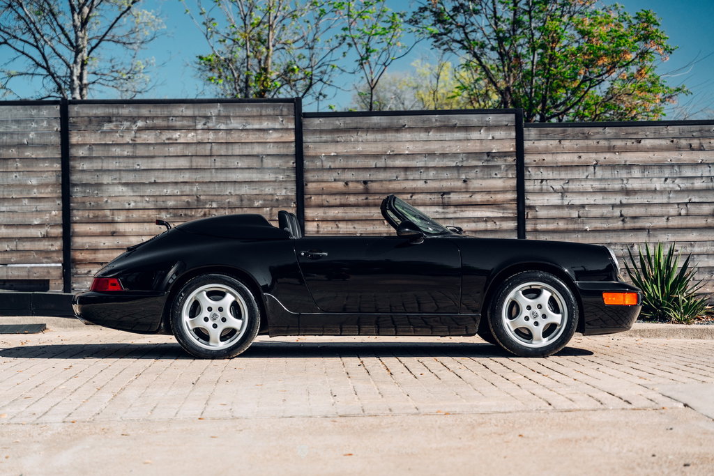 Porsche 964 Carrera 2 Speedster