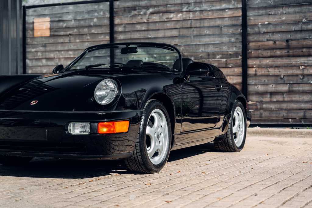 Porsche 964 Carrera 2 Speedster